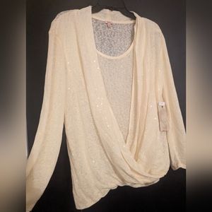 REBA Woman Top - Glistening Pale Yellow (Sequin Shimmer) 3X - New!